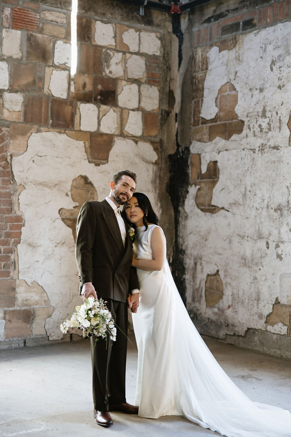 phoenix-wedding-industrial-architecture-portrait