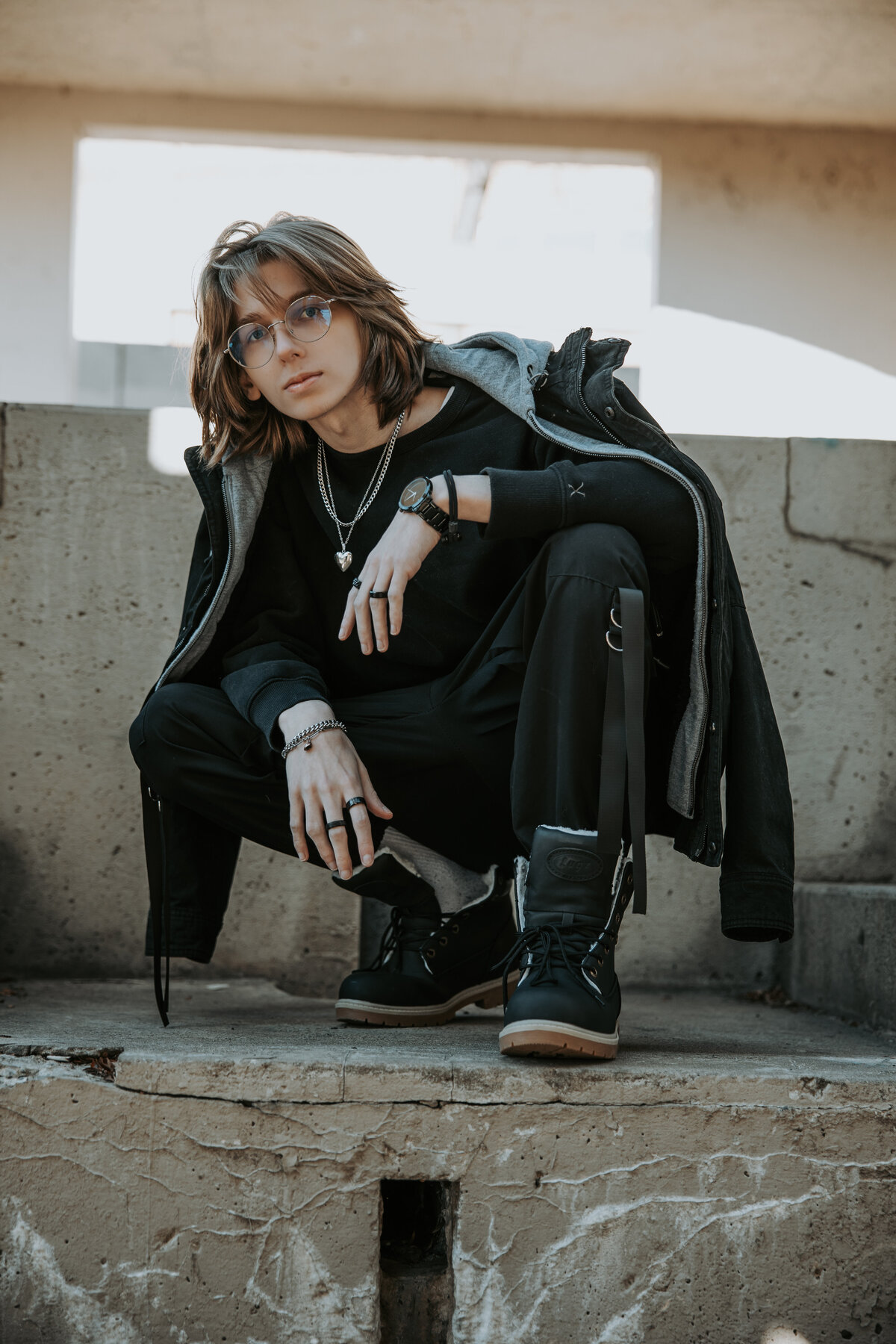 Downtown-flint-michigan-senior-photo