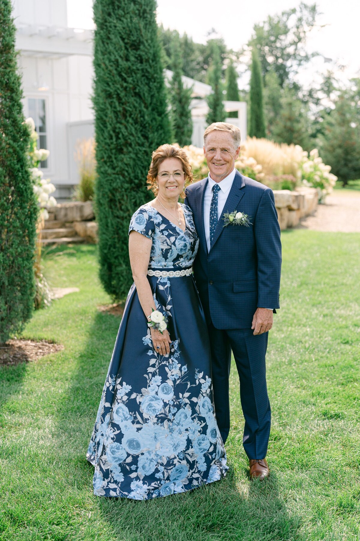 Redeemed_Farm_Scandia_Wedding_Jennifer_Sanders_Photography_0210