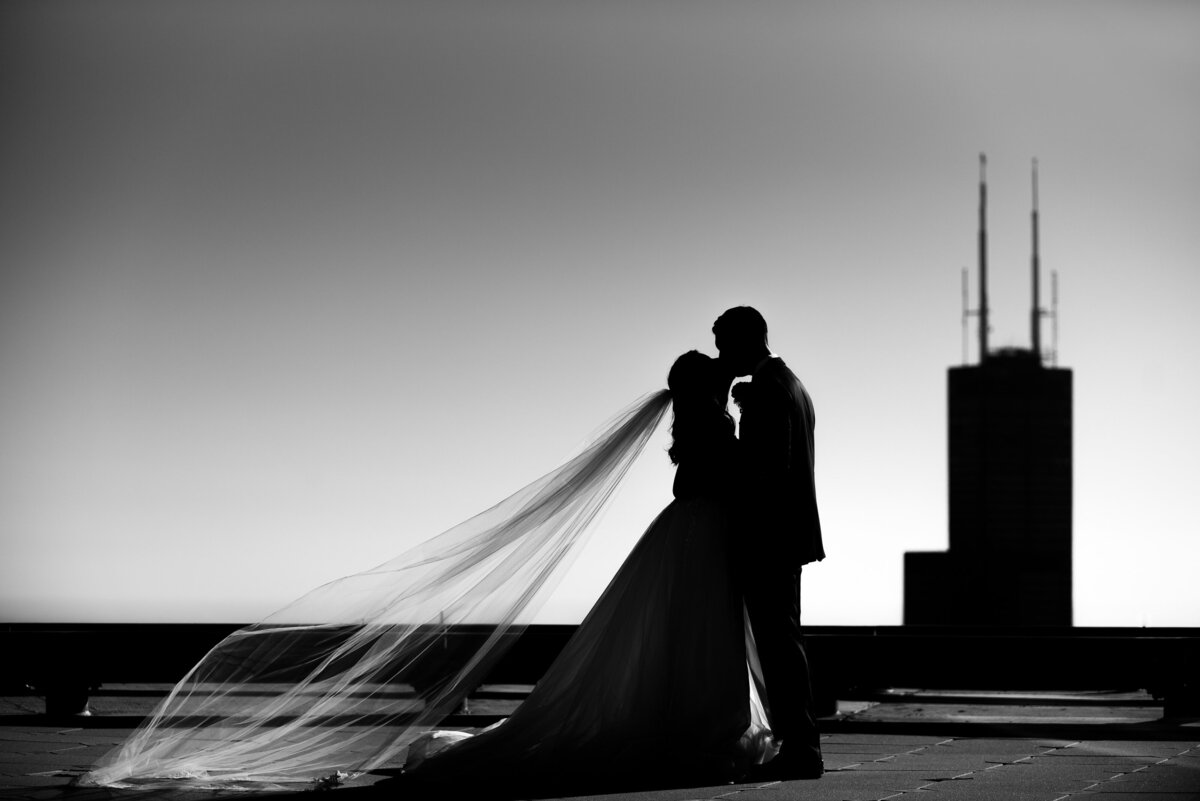 Lauren-Ashley-Studios-Chicago-Wedding-photographer-Jose750_5259-Edit