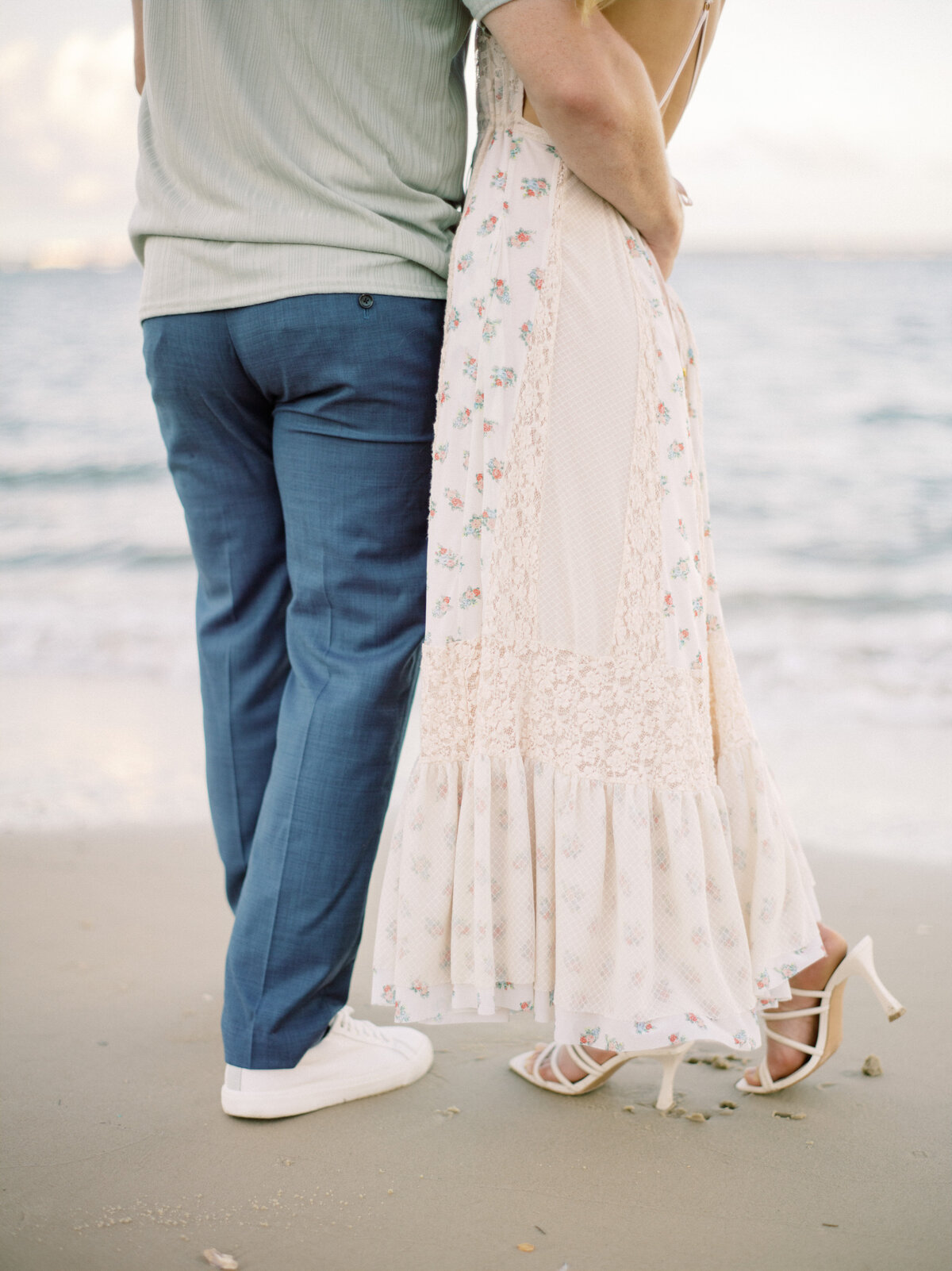 Engagement photos on the beach in Charleston. Photography by Philip Casey.