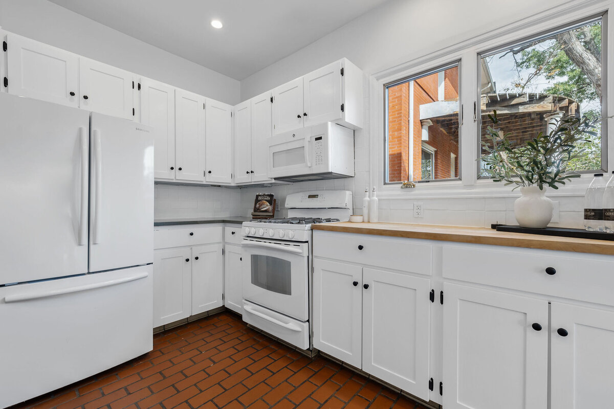 616S.PearlSt.-14
