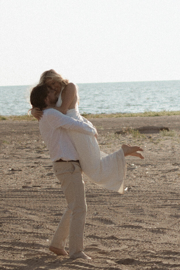 intimate-couples-photography