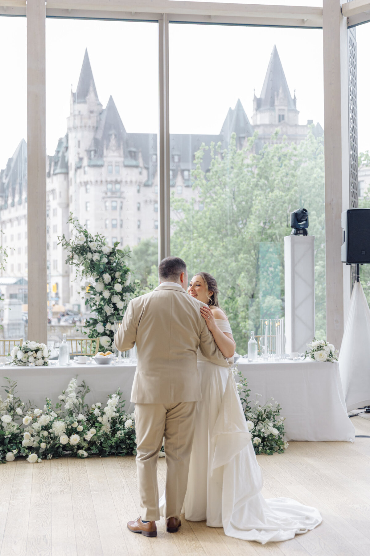 Alexandra & Derek Wedding - Sneak Peeks-84