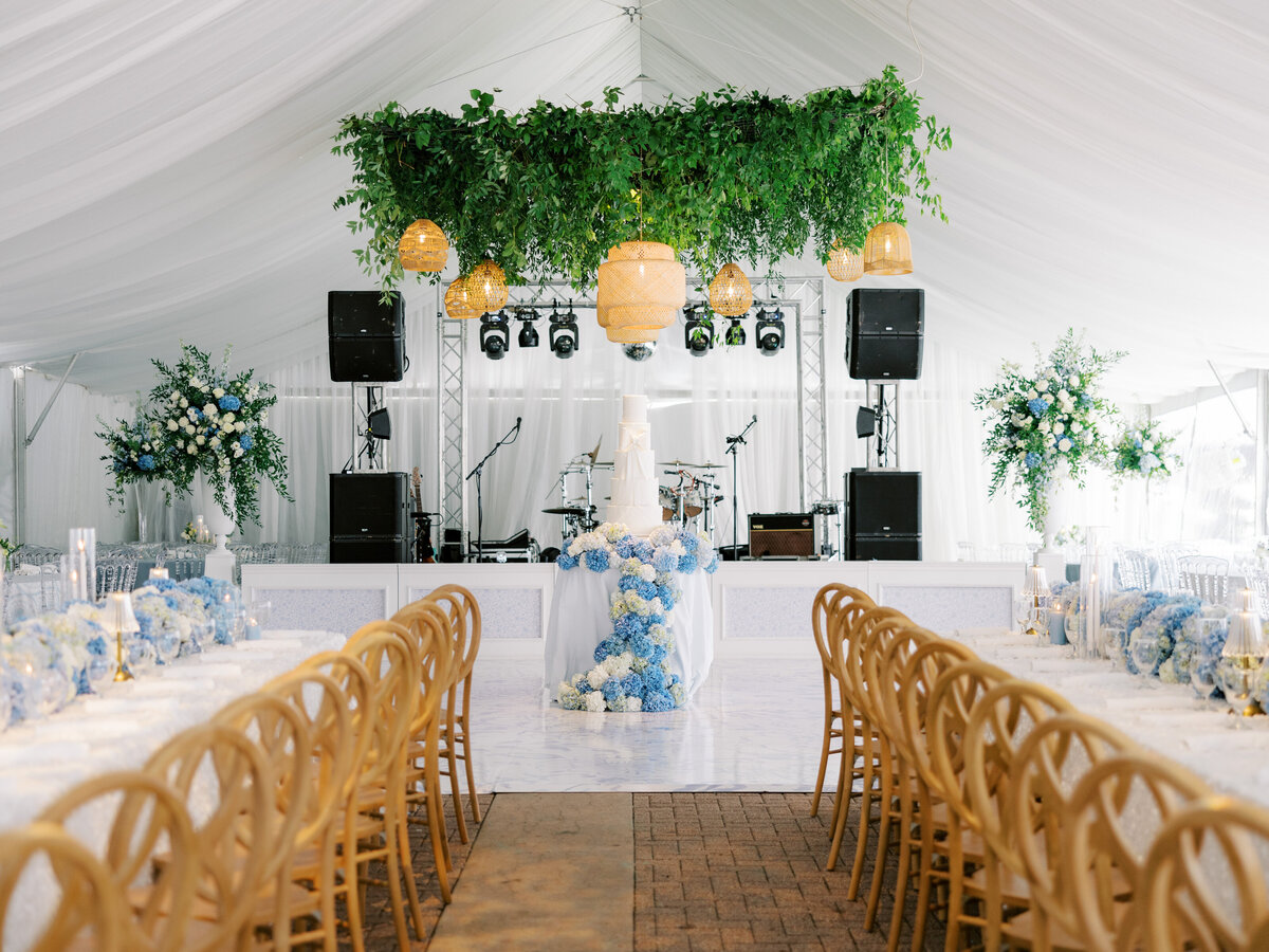 Arkansas Inn at Carnall Hall Wedding | Shalae Byrd-42