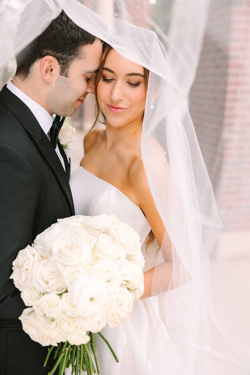 bride-and-groom-portrait-st-benedicts-church-evansville14