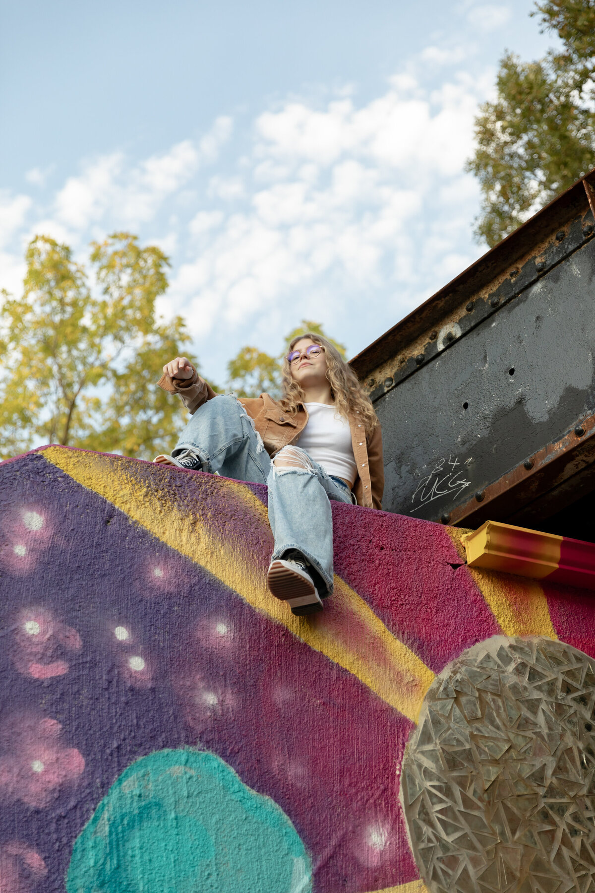 mural-railroad-extreme-angle-senior-photo