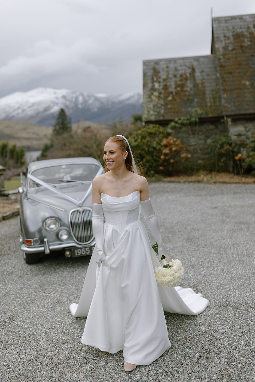 bride-queenstown-wedding-hairandmakeup4