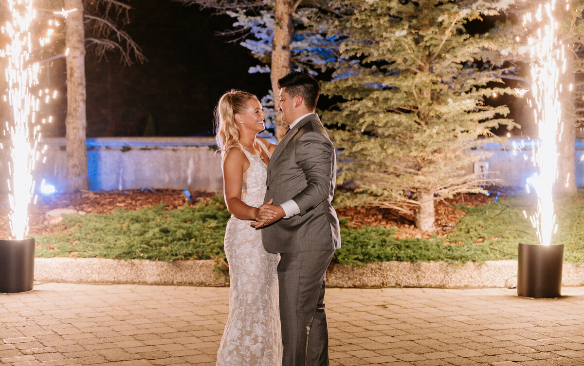 azuridge-estate-hotel-wedding-calgary-76