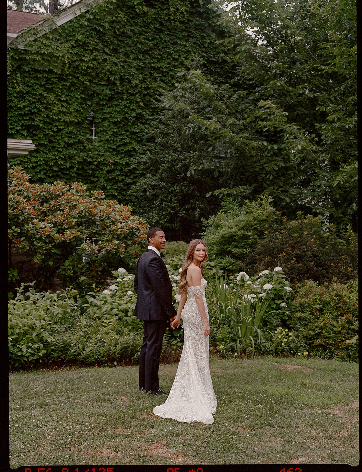 KateEdwardsWeddings_Irma&Mischa_WeddingFilmFinals-113