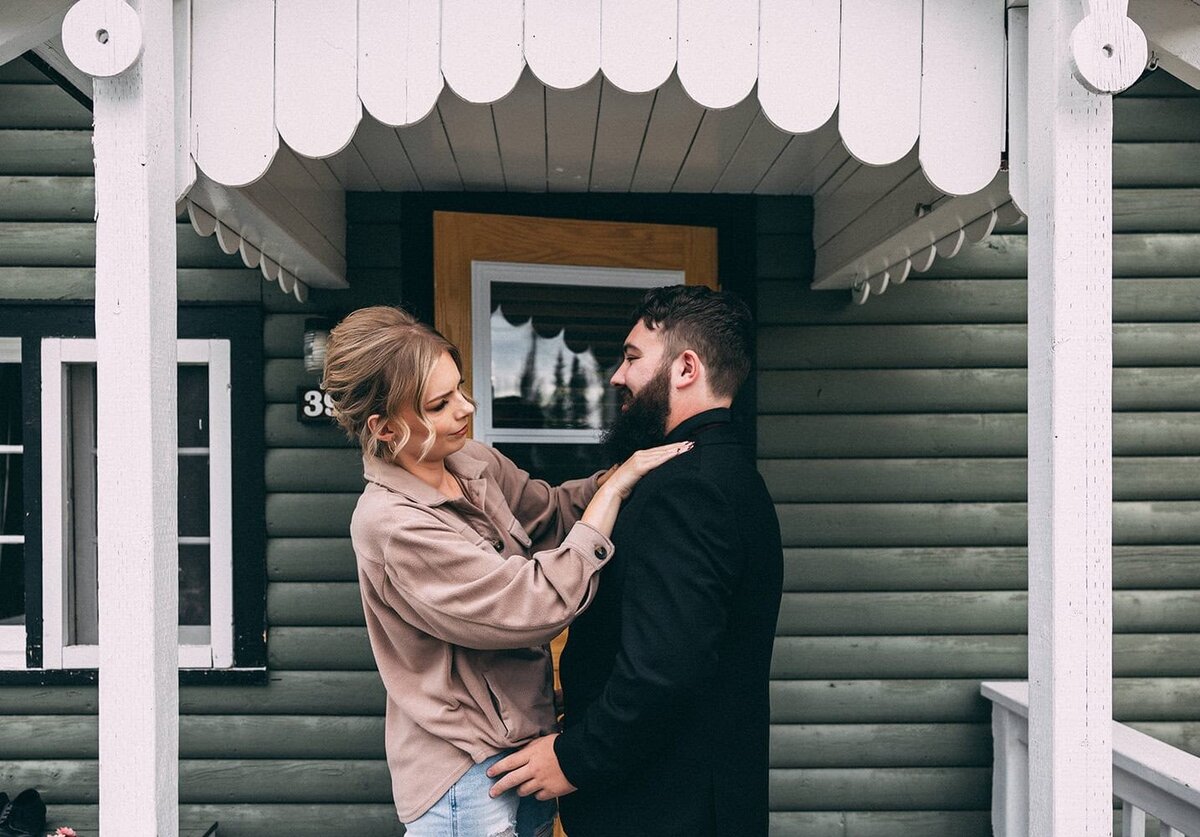 Alberta elopement and micro-wedding galleries by Allie Knulls Photography