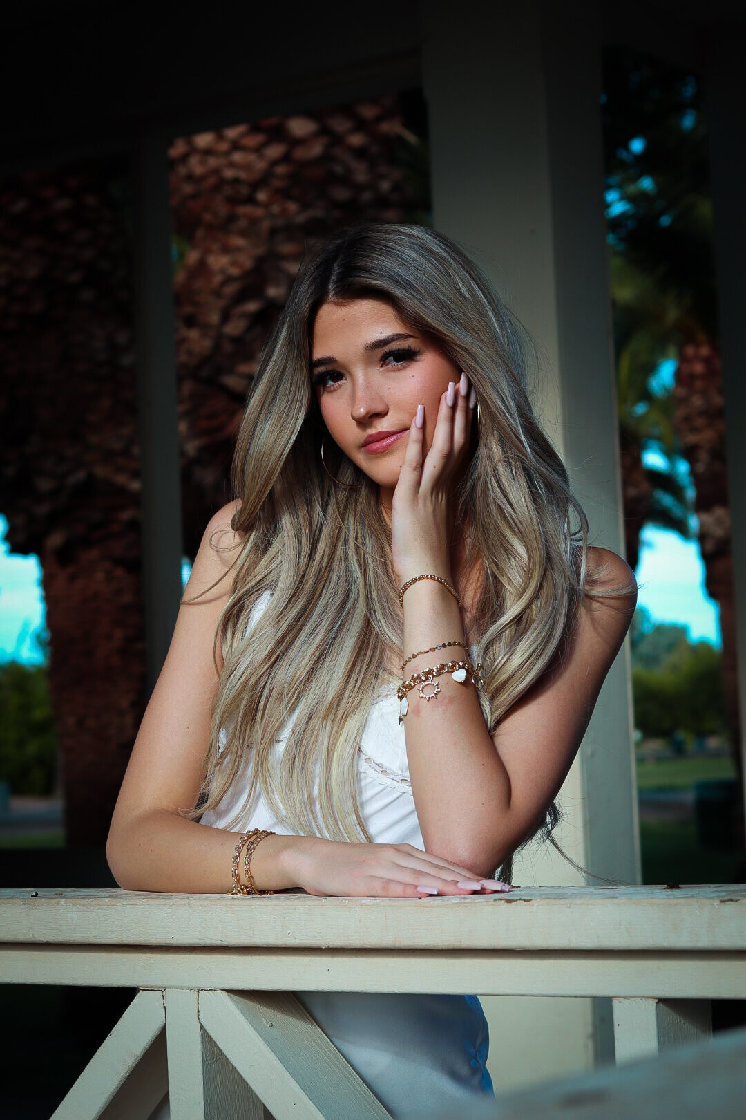 chloe senior photo 2