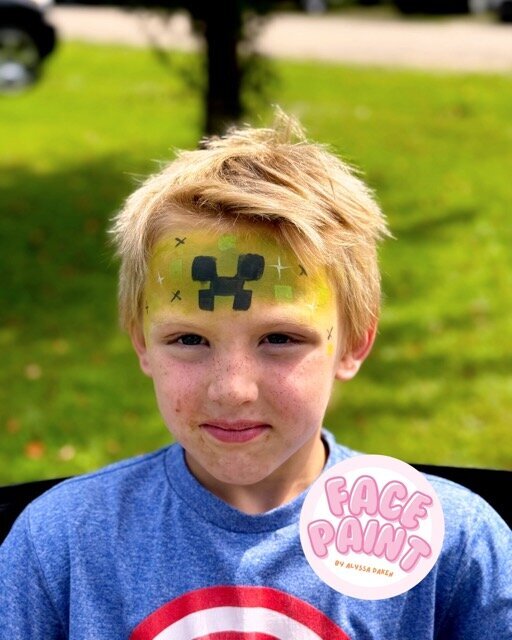 face-painting-by-alyssa-daken-green-minecraft-creeper-boys-face-paint-design