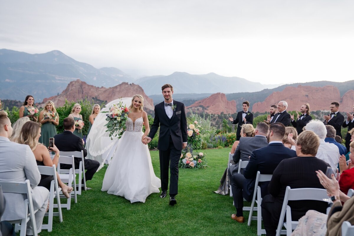 wedding ceremonies Garden of the Gods Park