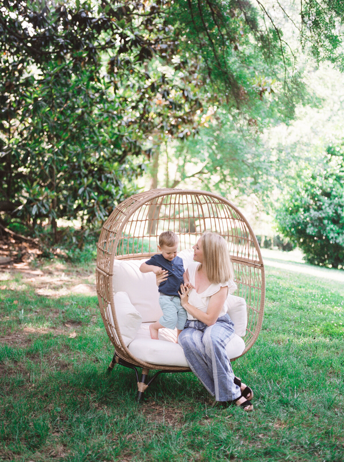 virginia-house-motherhoodsessions-richmond-virginia-motherhood-photographer-photo-10