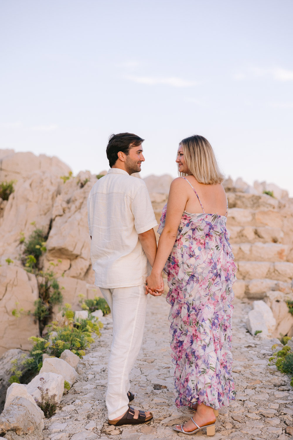 seance-photo-couple-plage-saint-jean-cap-ferrat-photographe-victoria-le-petit37