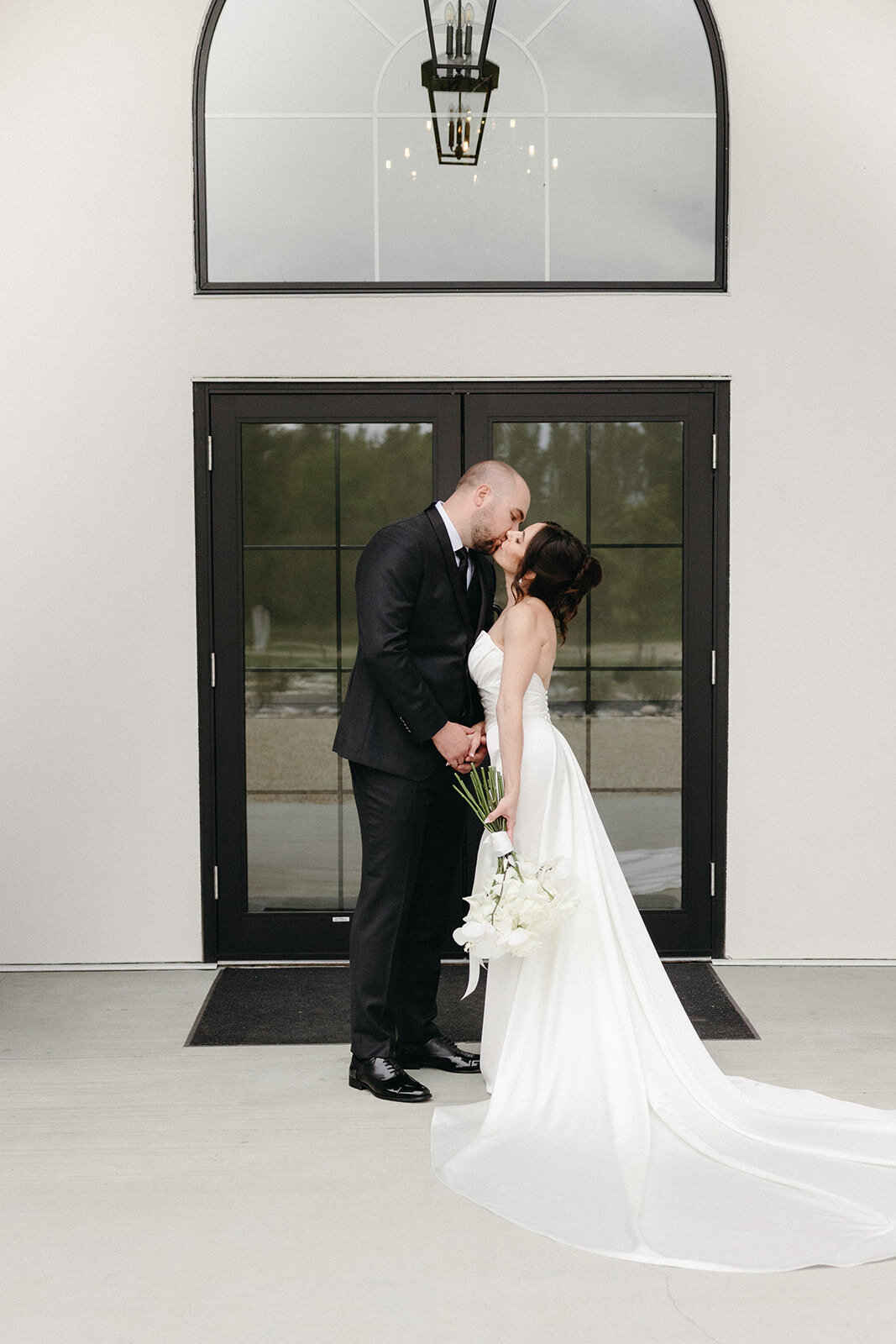 Stephanie & James _ Modern Elegant Sparrow Lane Wedding -535