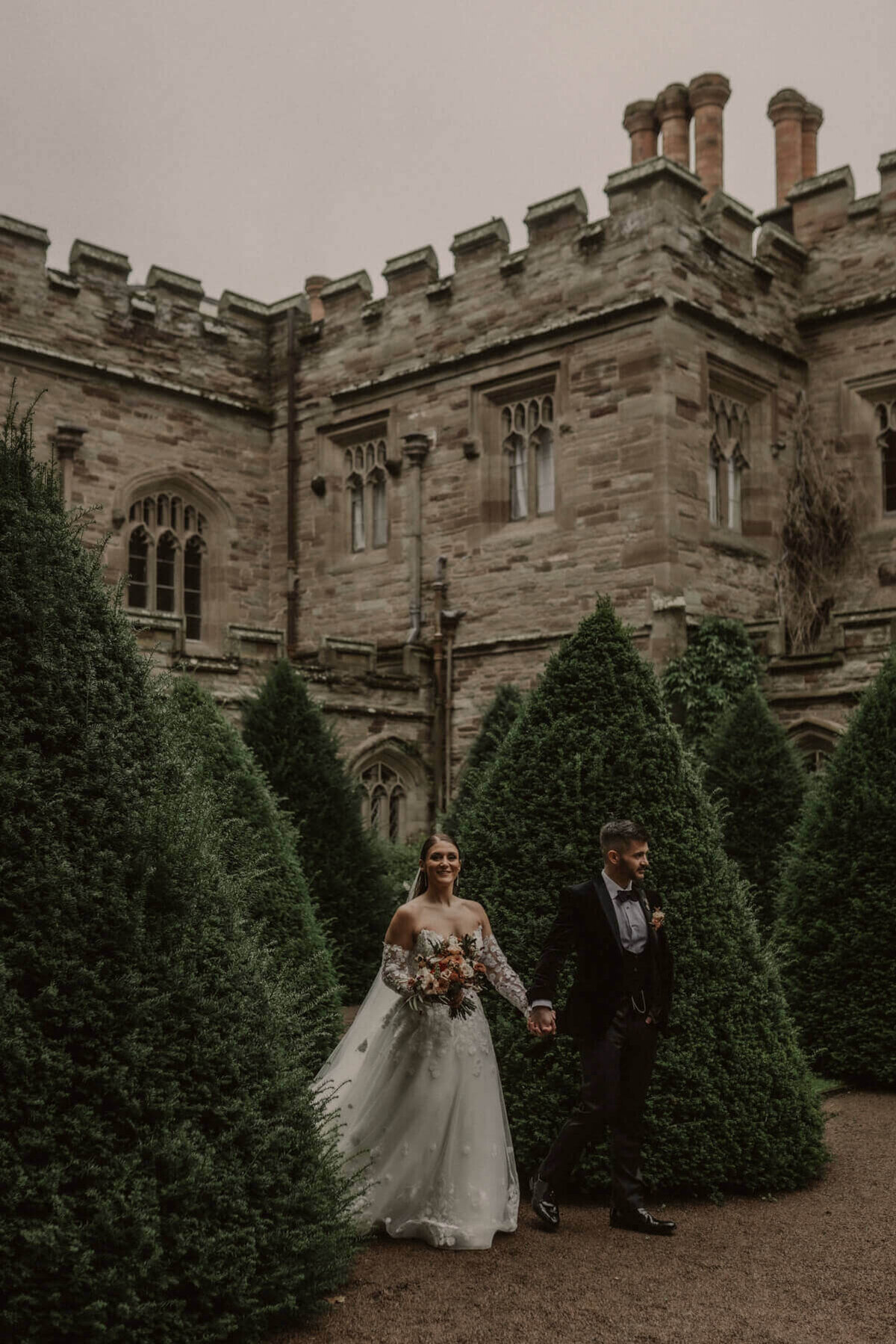 Carrie-Hampton-Court-House-Wedding-Flowers-Issy-And-Bella-Florist-Herefordshire29