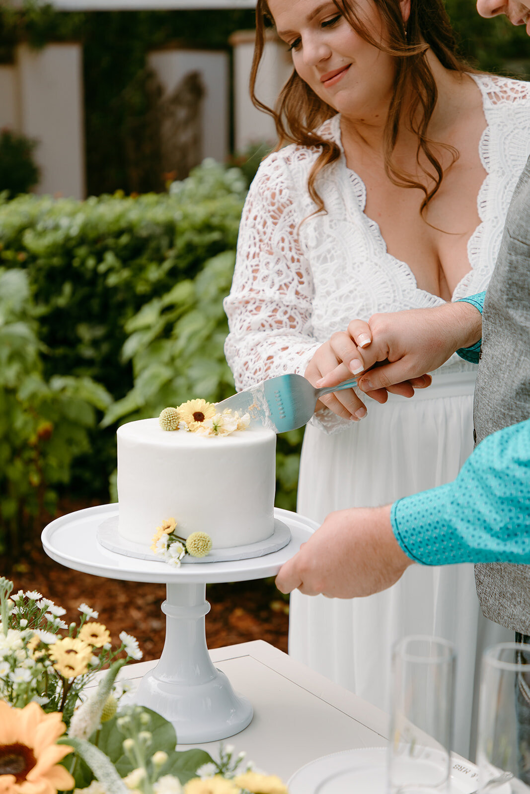 Jessica-Cruz-Photo-Florida-Botanical-Gardens-elope-in-tampa-Chantilly-Chic-9
