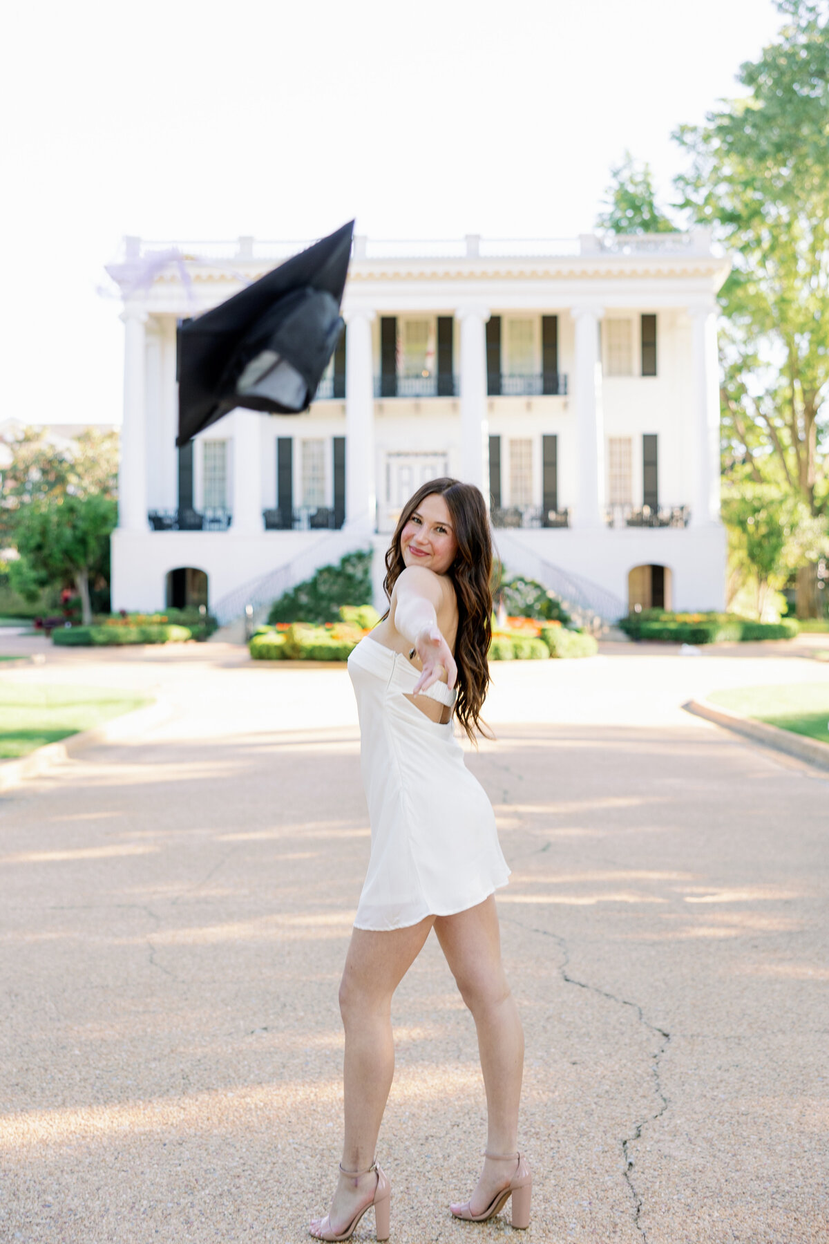Grad Photographers in Tuscaloosa, Alabama for graduation photoshoot