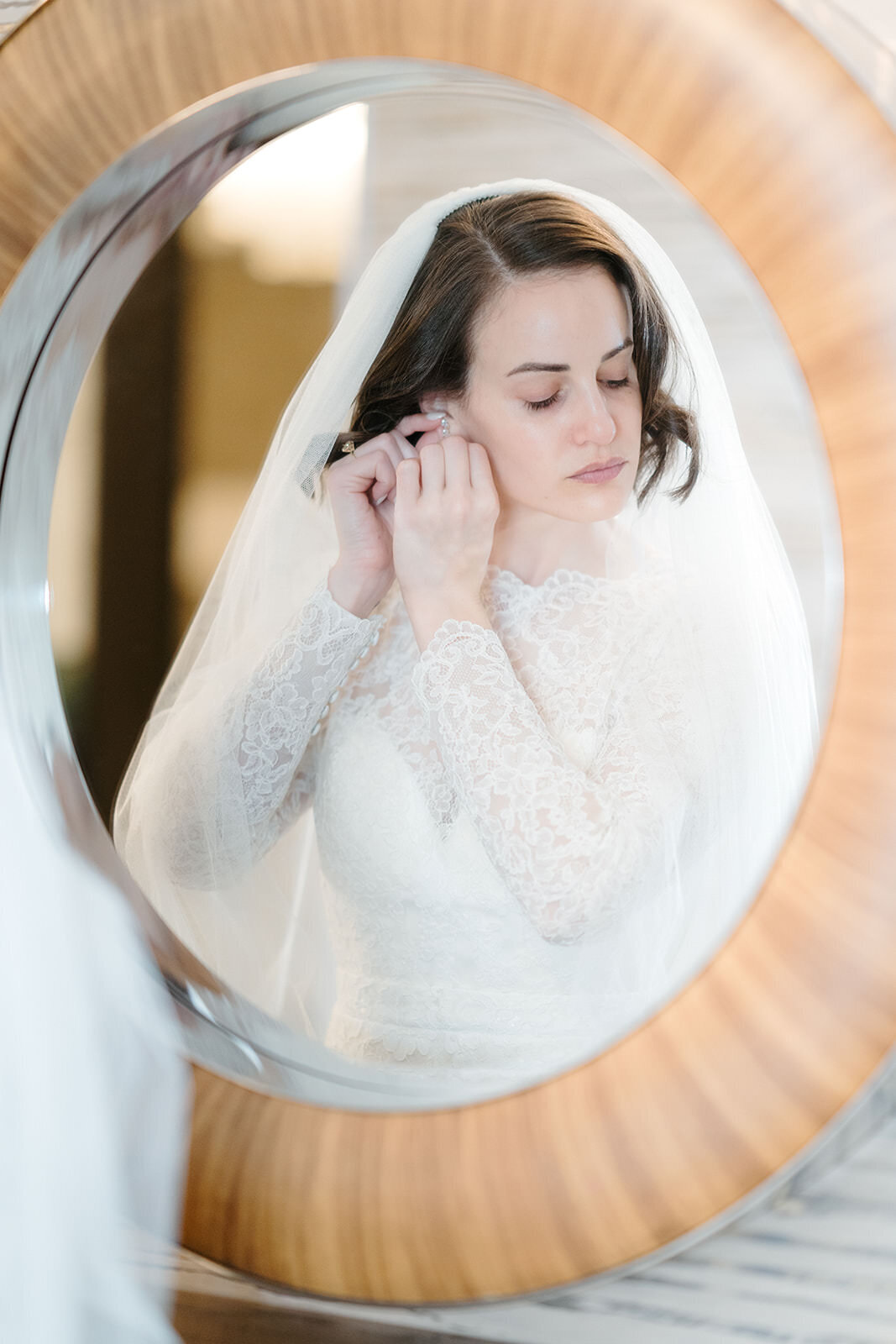 Wedding getting ready at JW Essex house marriot, NYC | Oduma photography-13