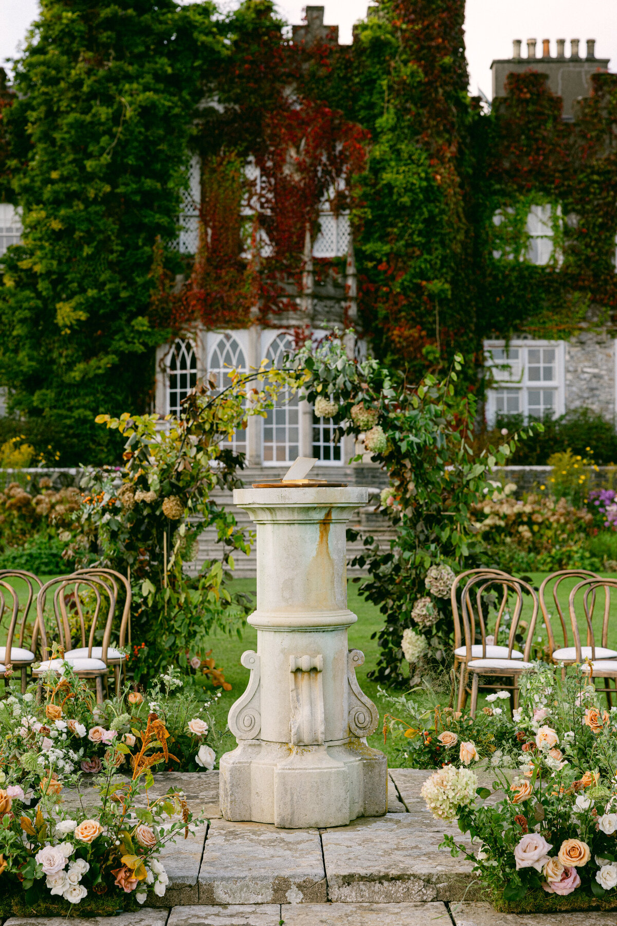 Hannah Lamb Events full service wedding planning and design company Louisiana based destination wedding and event planner5