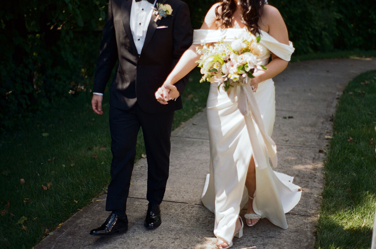 roundhouse-beacon-wedding-hudson-valley-323