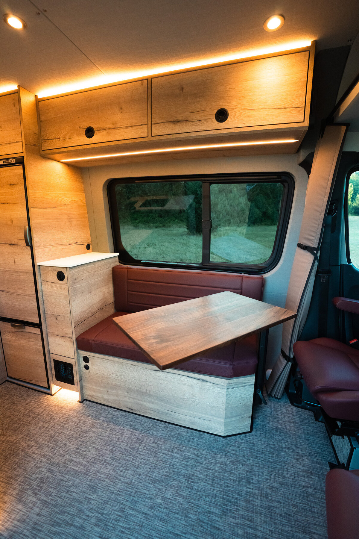 2_CeCeVan122_BenchmarkVehicles2025CeceVan122_BenchmarkVehicles2025_DSC3729