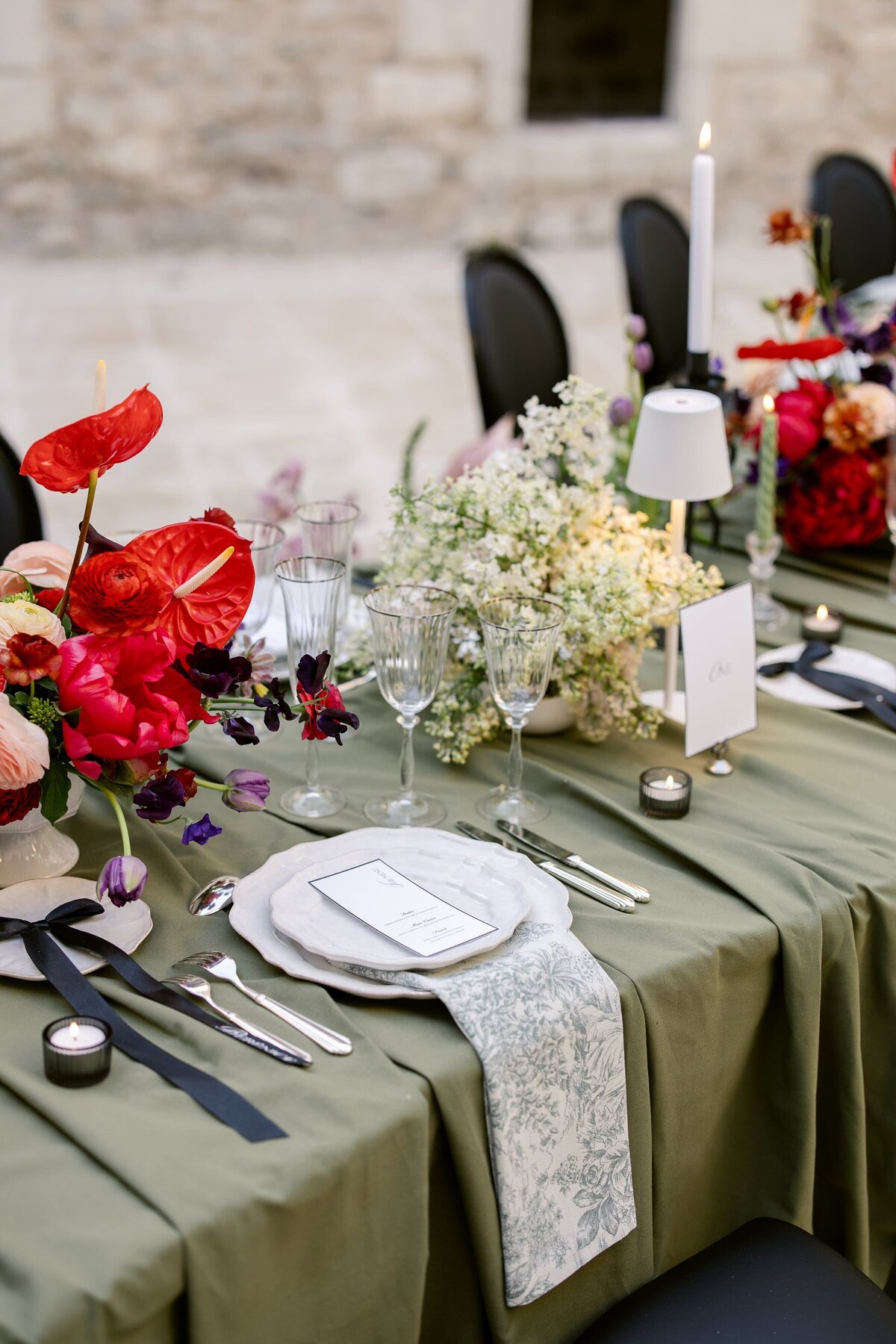 table-de-reception-mariage-decoration-florale