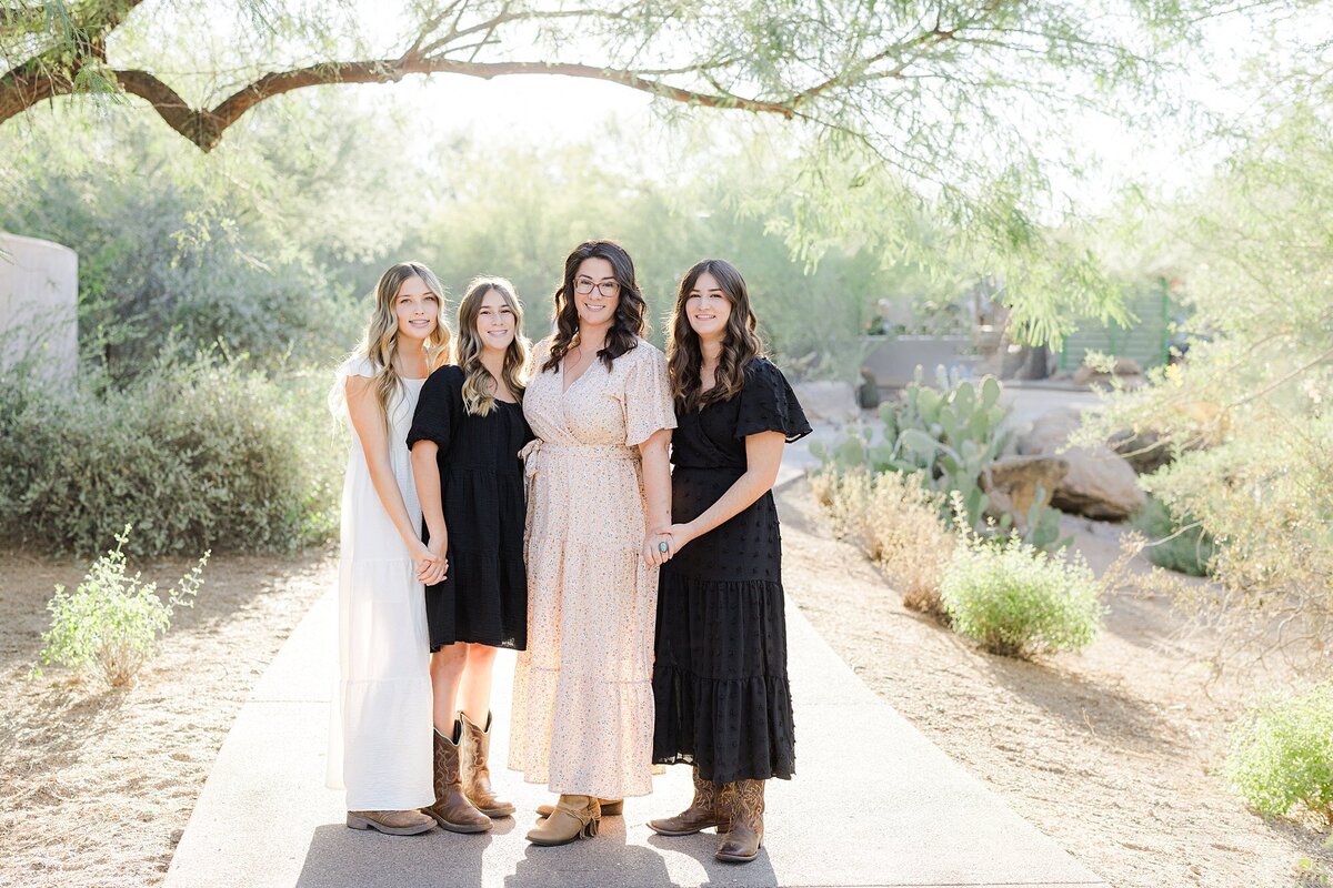 JimandChristyPhotography_EgnewFamily (5)