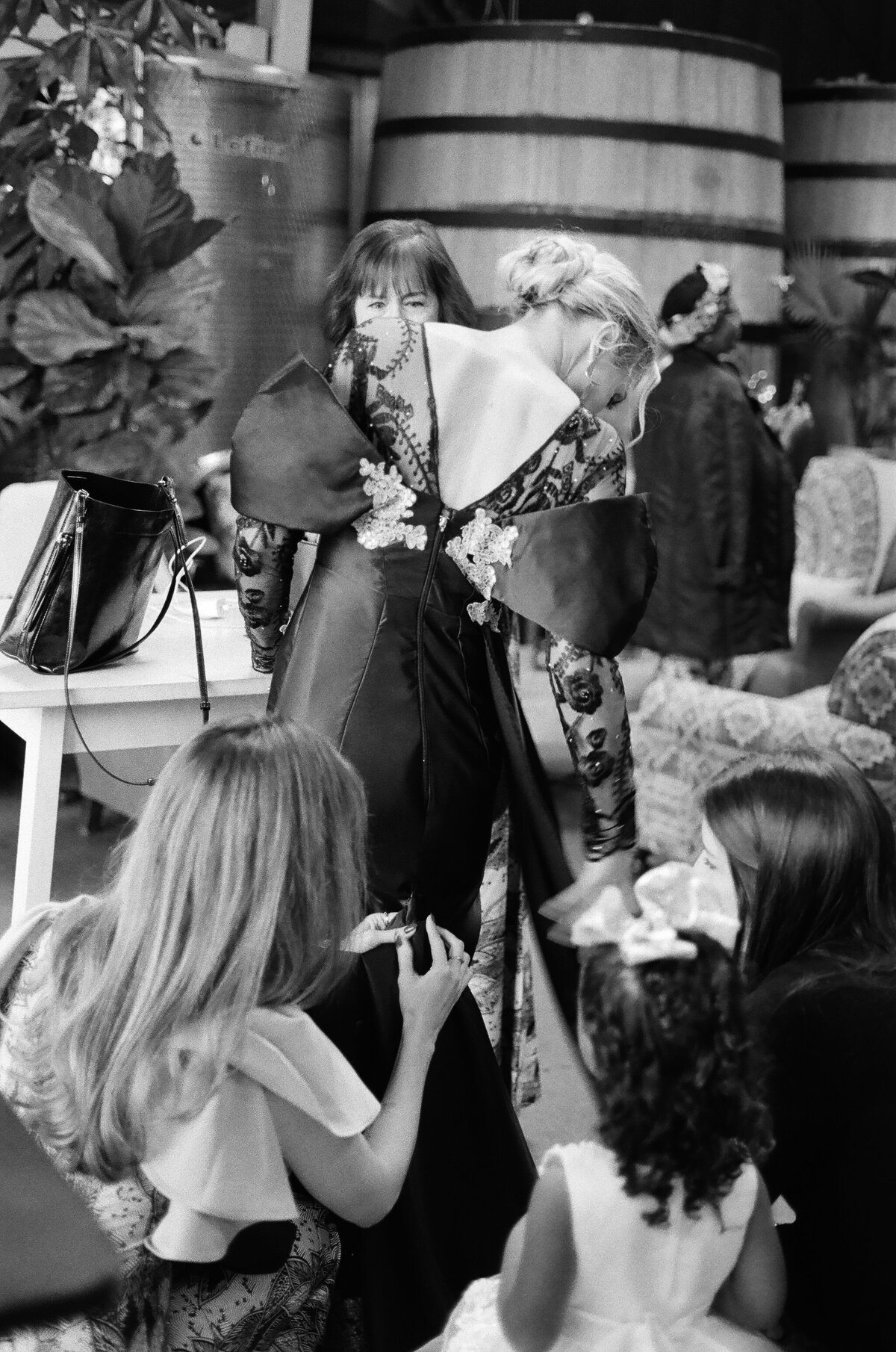 TessLesliePhotos-austin-winery-wedding-613