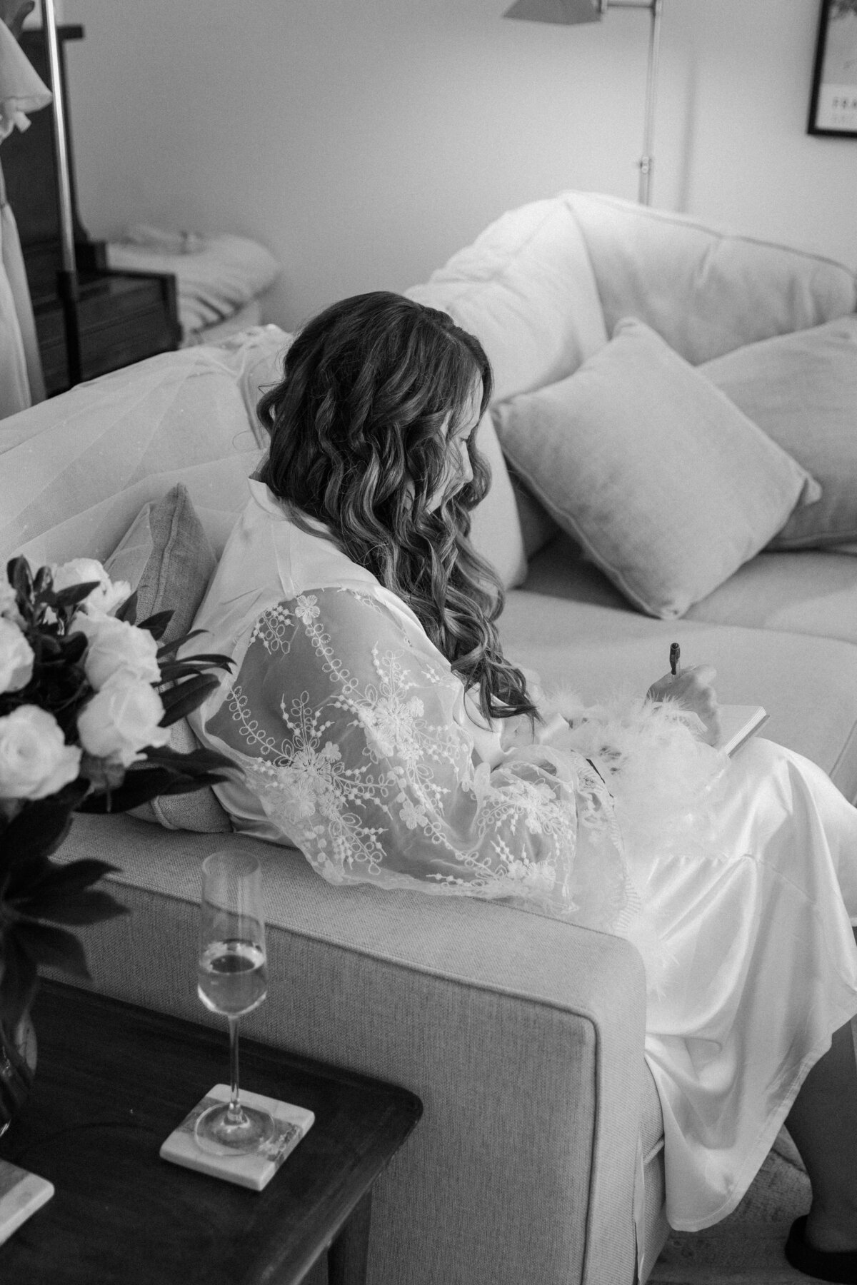 21-boise-wedding-photographer-idaho-linen-building
