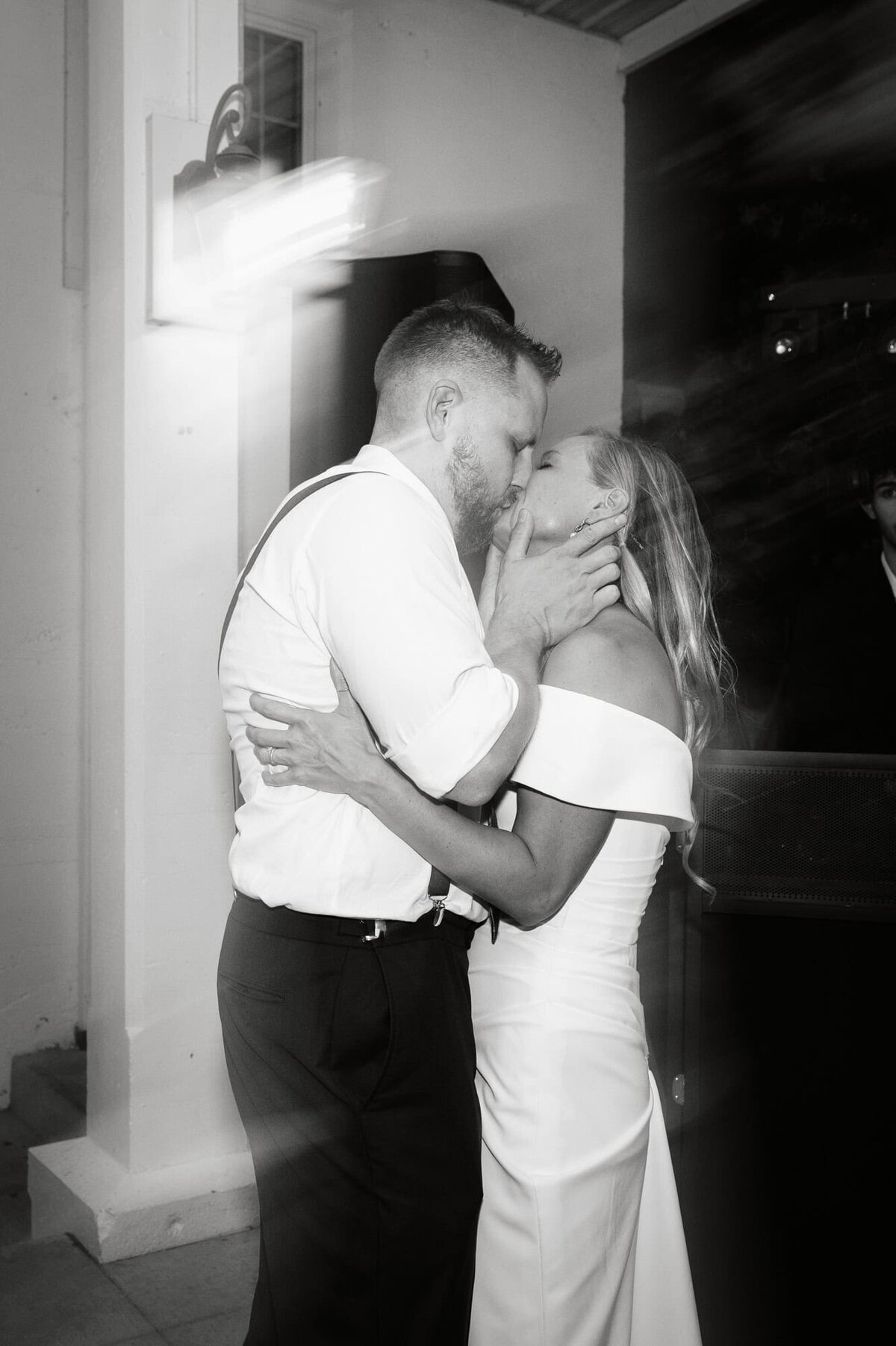 grandrapidsweddingphotographer-mk24-62
