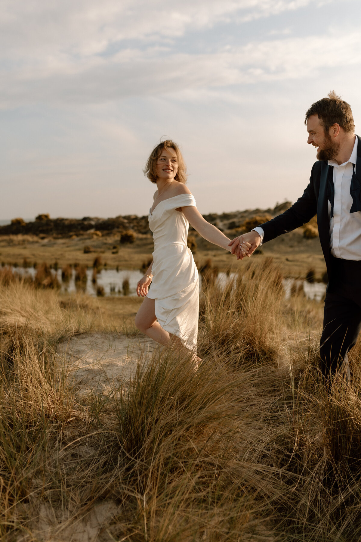 Frankie&Byron_StudlandBayElopementshoot_lauradeanphotography_dorsetweddingphotographer-47