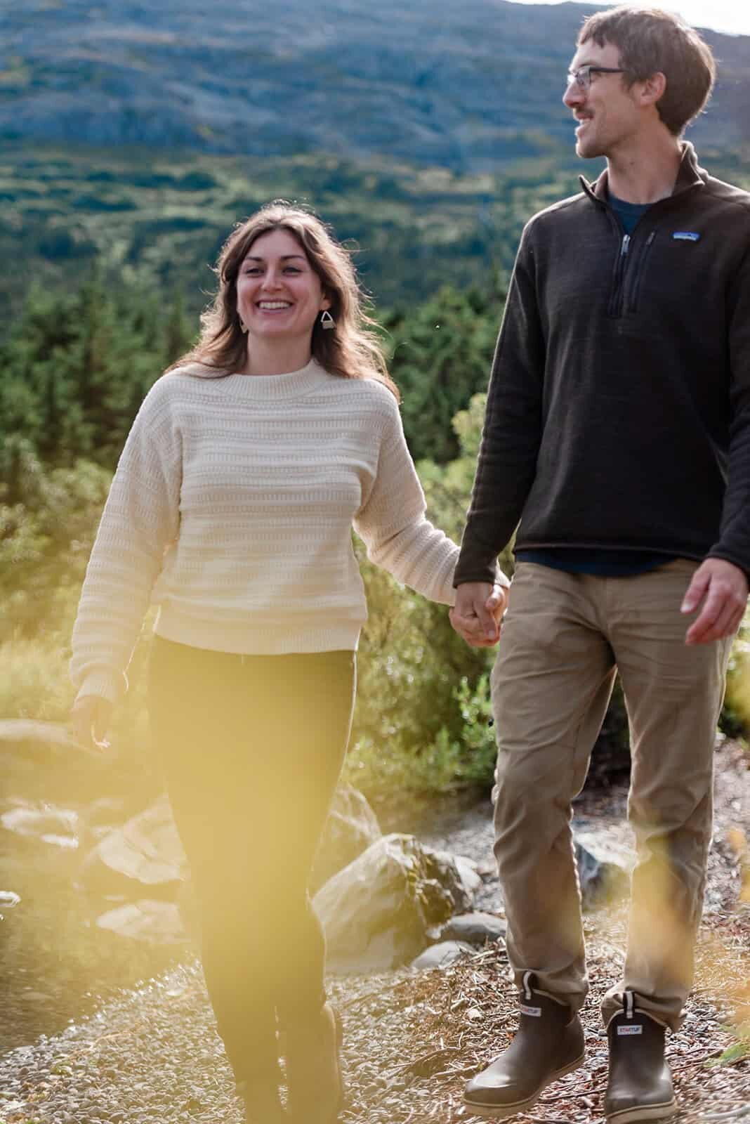 photographer-who-can-do-my-alaska-engagement-session-and-elopement-wedding-Soul-and-Sky-Weddings
