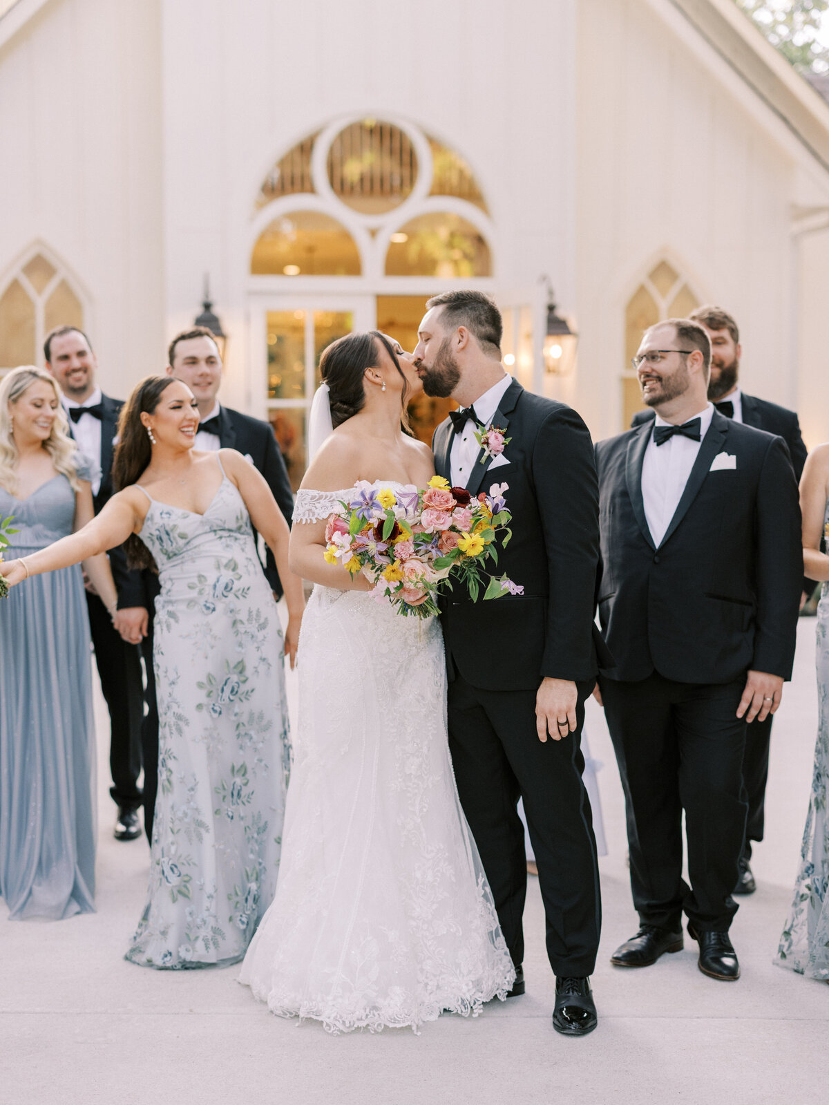 wedding-party-photos-the-french-farmhouse-dallas-photographer-14