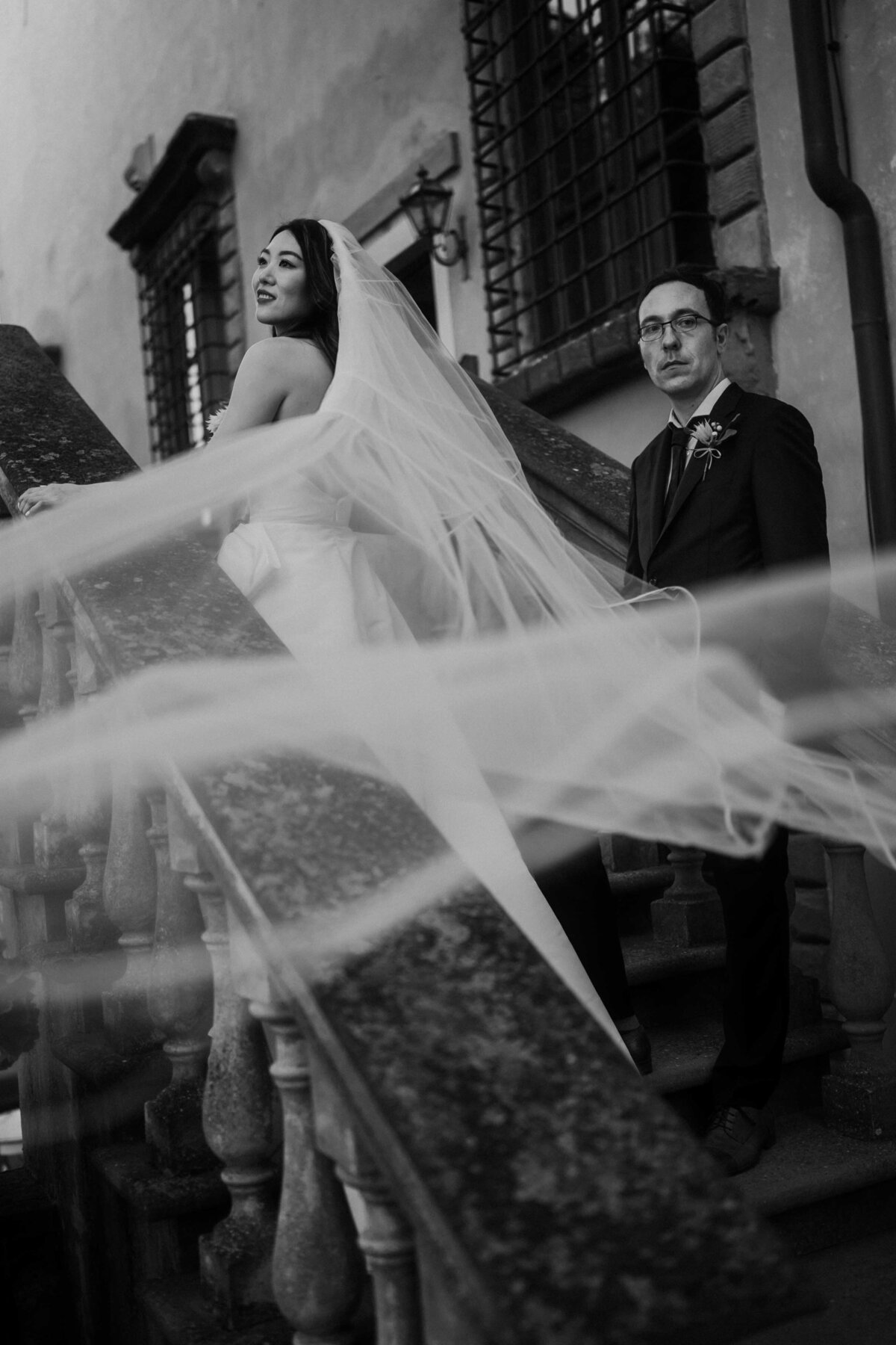 bride and groom modern portrait vilal mangiacane