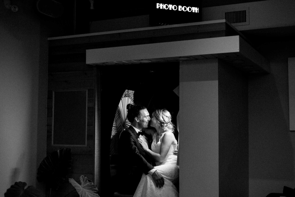 intimate-newmarket-wedding-eventmrkt2