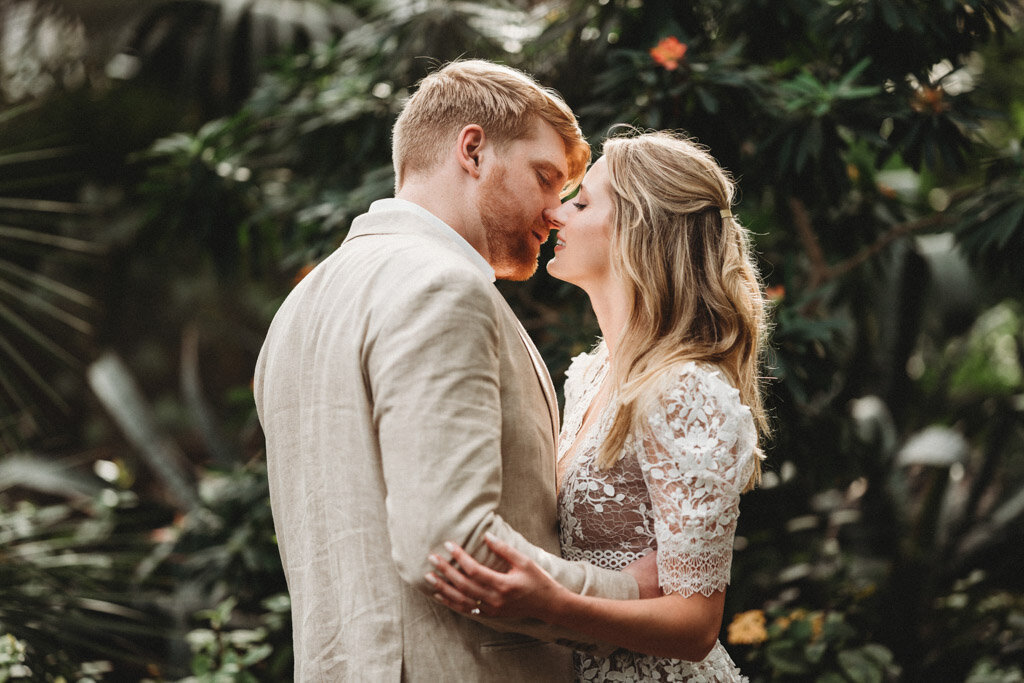 19-Palmer-House-Engagement-Session