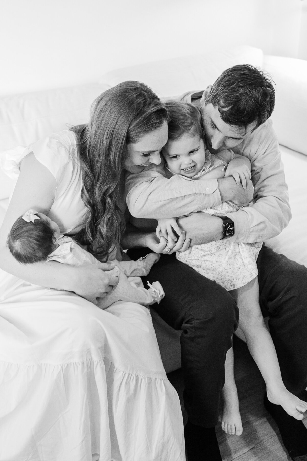 Meg Miller Photography Family Lifestyle Newborn Maternity Wedding Photographer Connecticut New York East Coast Destination Beach City Classic Timeless Photo Photos7