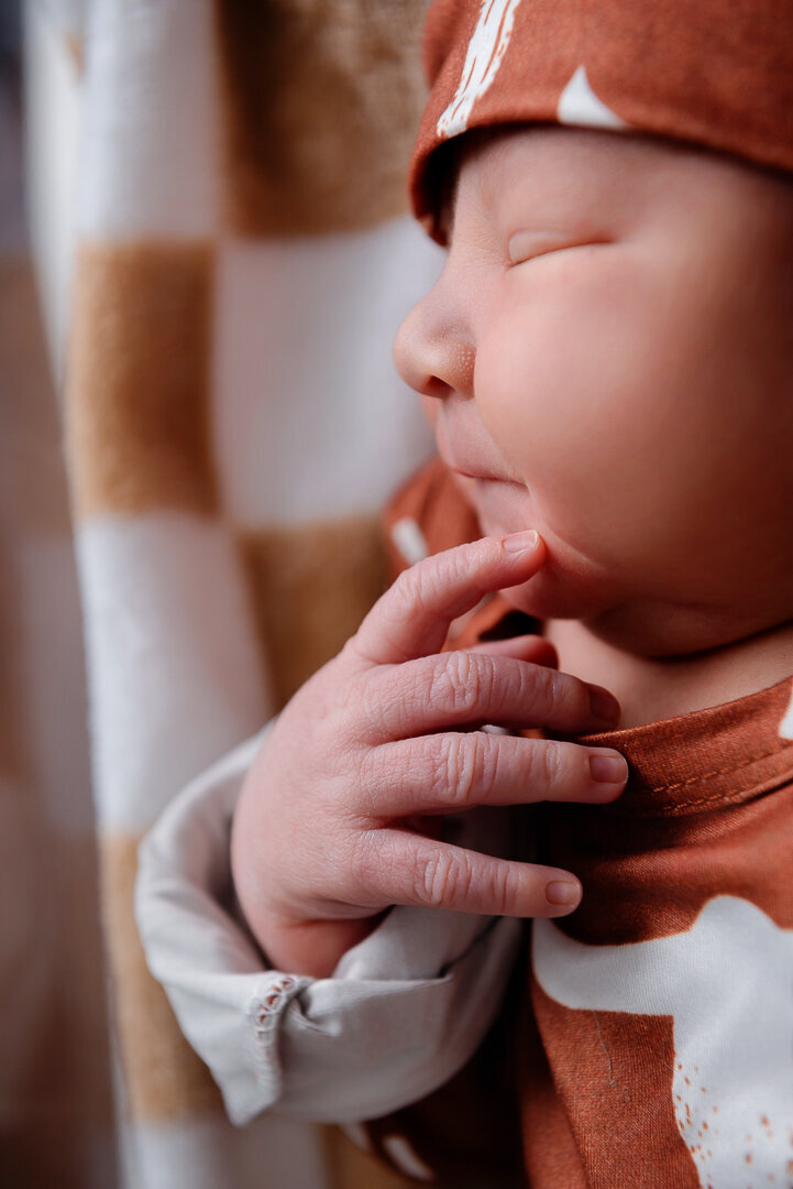 Stillwater Minnesota newborn photographer