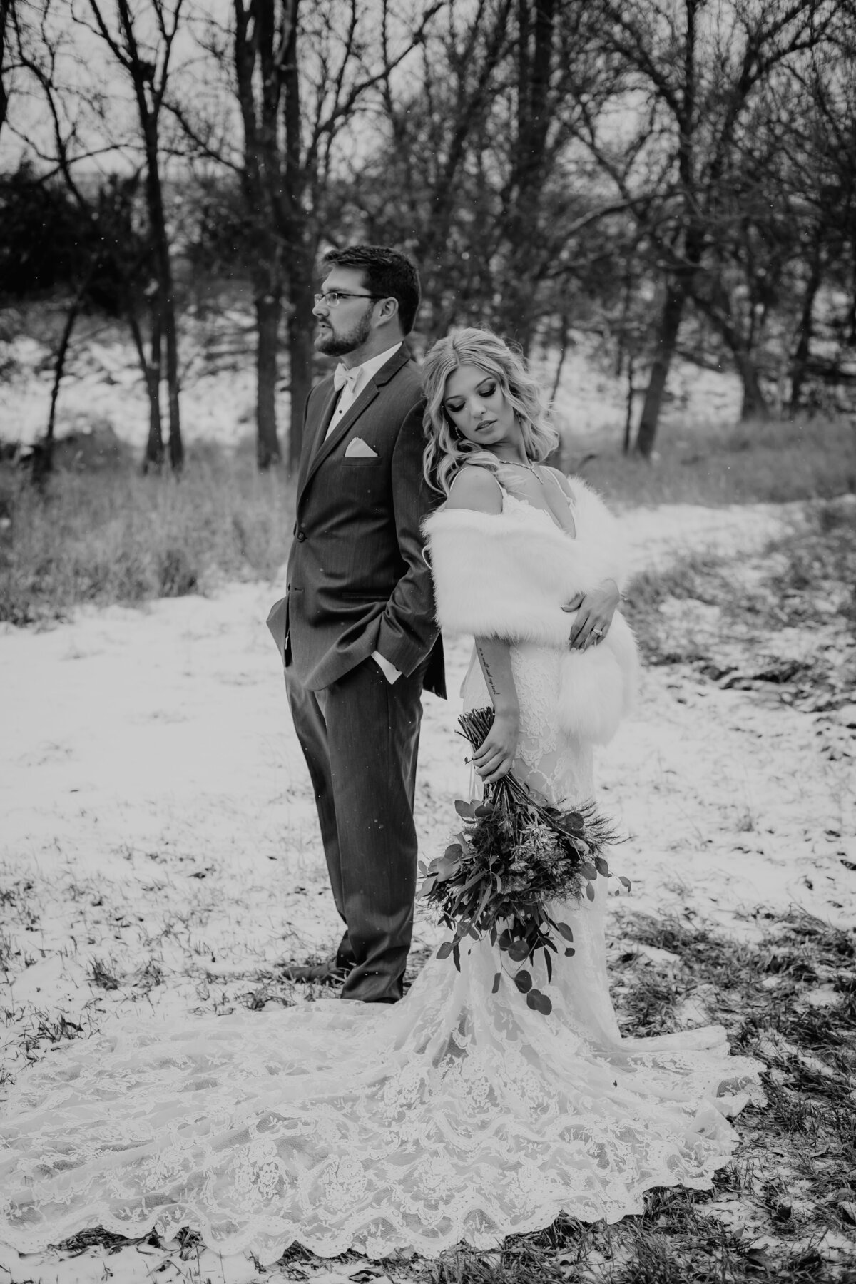 WEDDING DAY SNOW PICTURES FEBRUARY