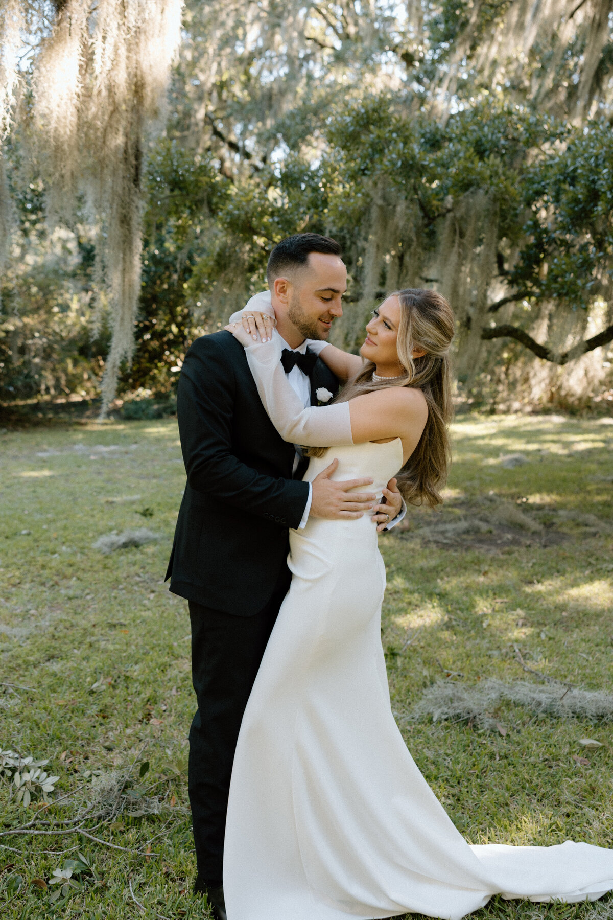 Timeless-Charleston-Tent-Garden-Party-Wedding-PC7A1072