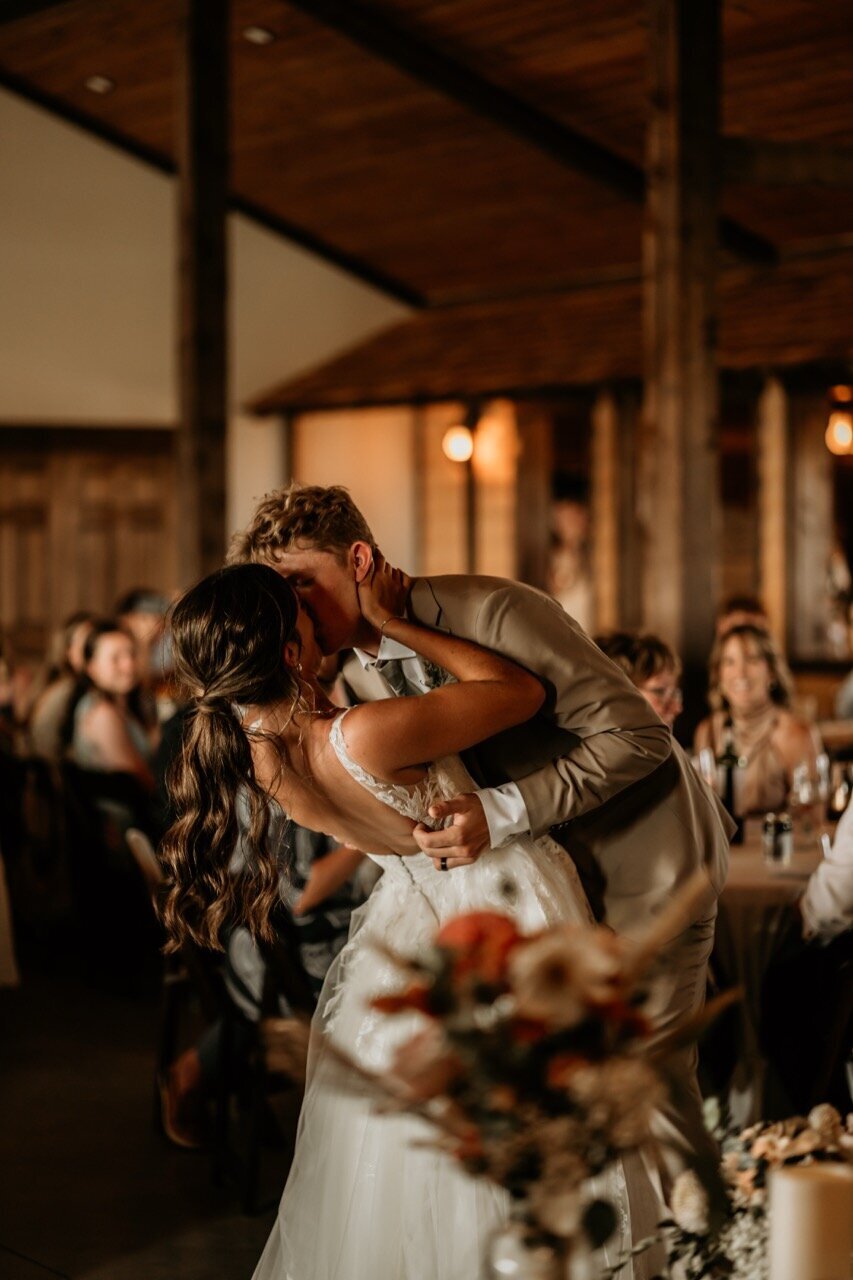 Wedding Venue Near Calgary and Edmonton 120 Large 11.02.44 AM