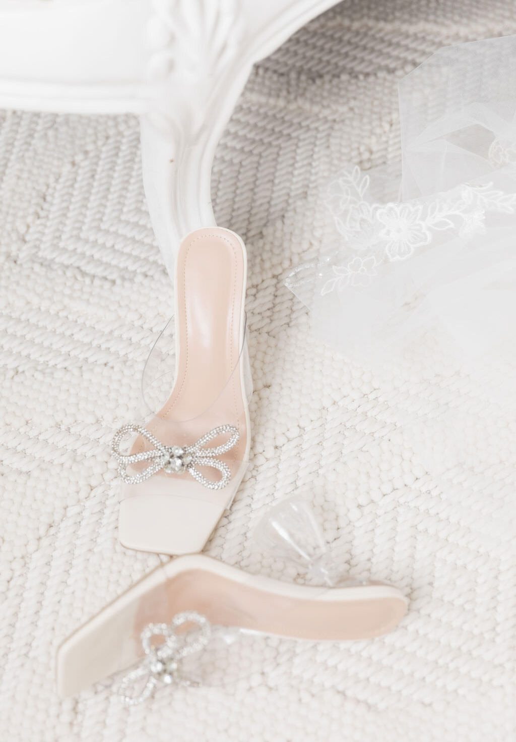 Cathédrale Marie-Reine-du-Monde Wedding_montreal best wedding photographer | luxury moment photography-7142
