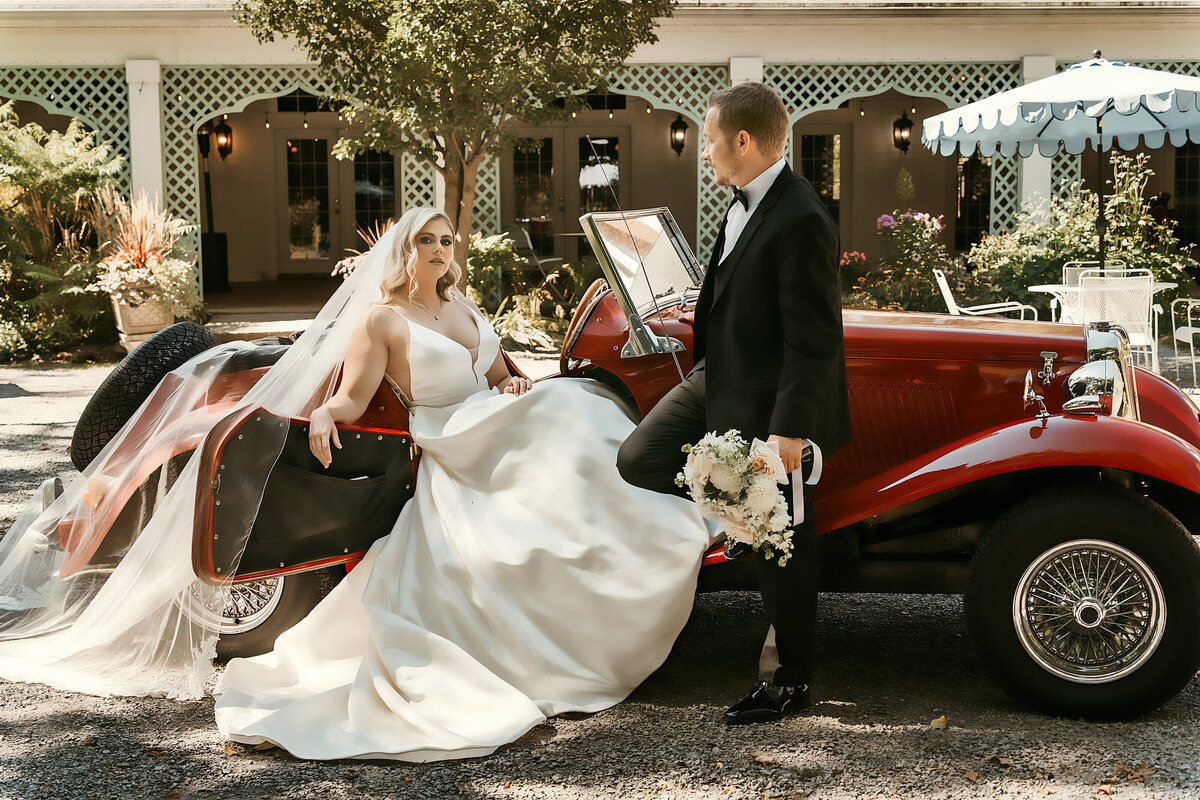 Buffalo NY wedding photographer Rochester NY wedding photographer WNY wedding photographer Maison Albion wedding photographer (65)