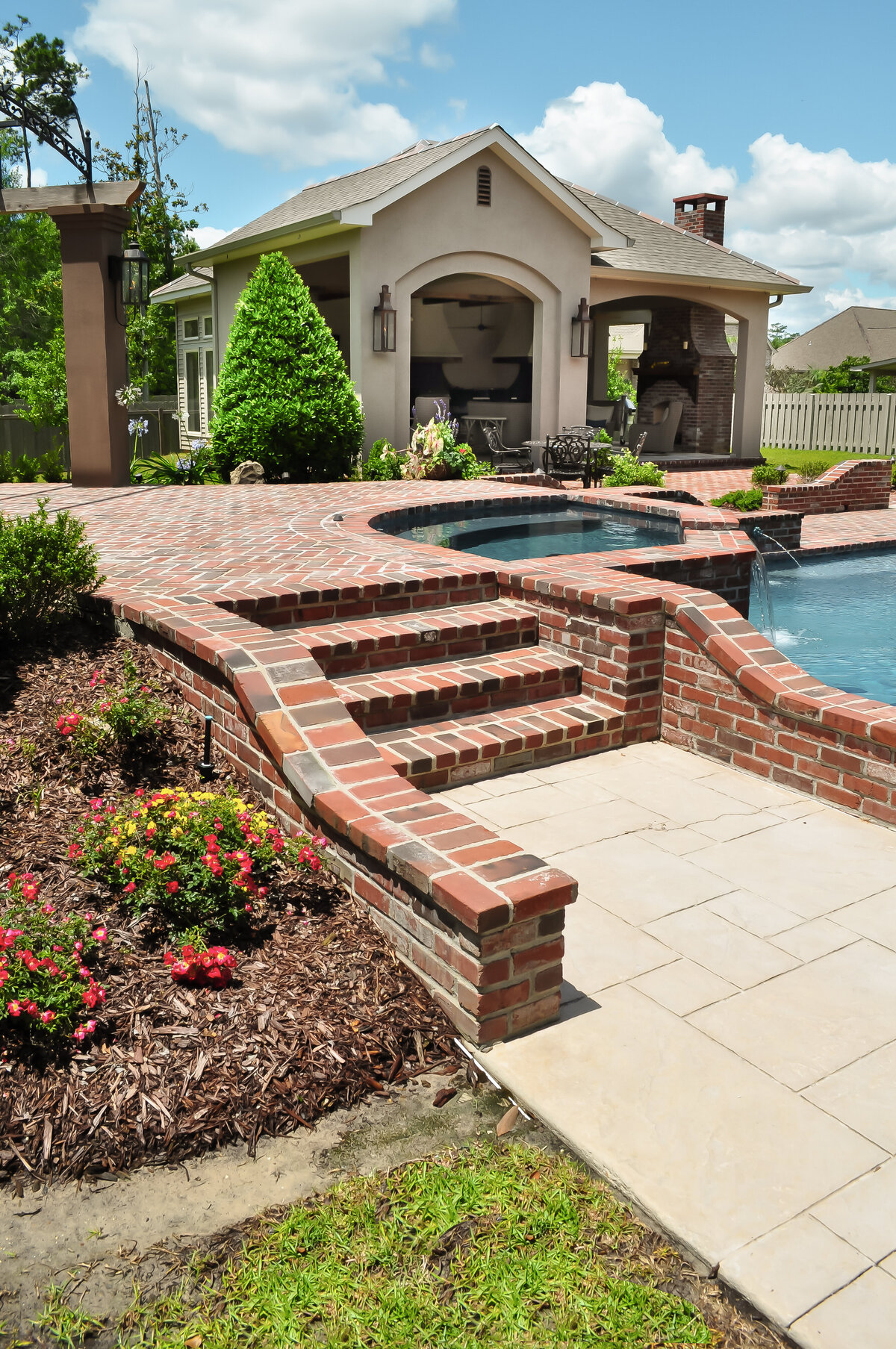 new-orleans-outdoor-pavillion-pool-design-11