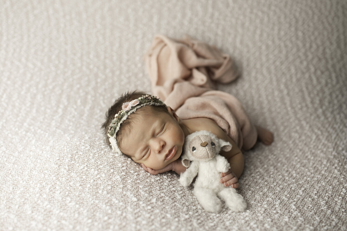 DFW-newborn-photographer-chunky-monkey-14