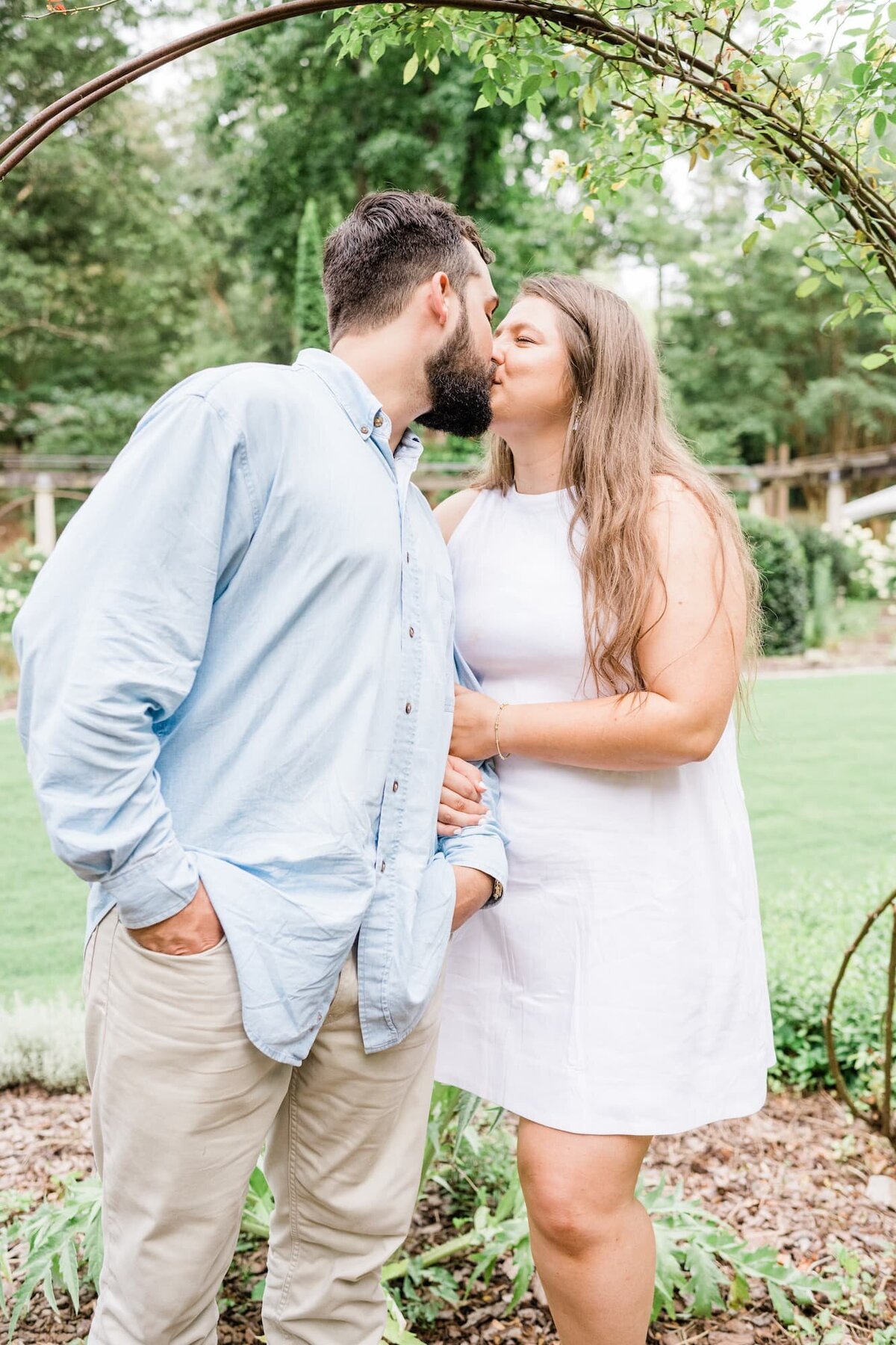Elli-Row-Photography-CatorWoolford-Gardens-Engagement_3200