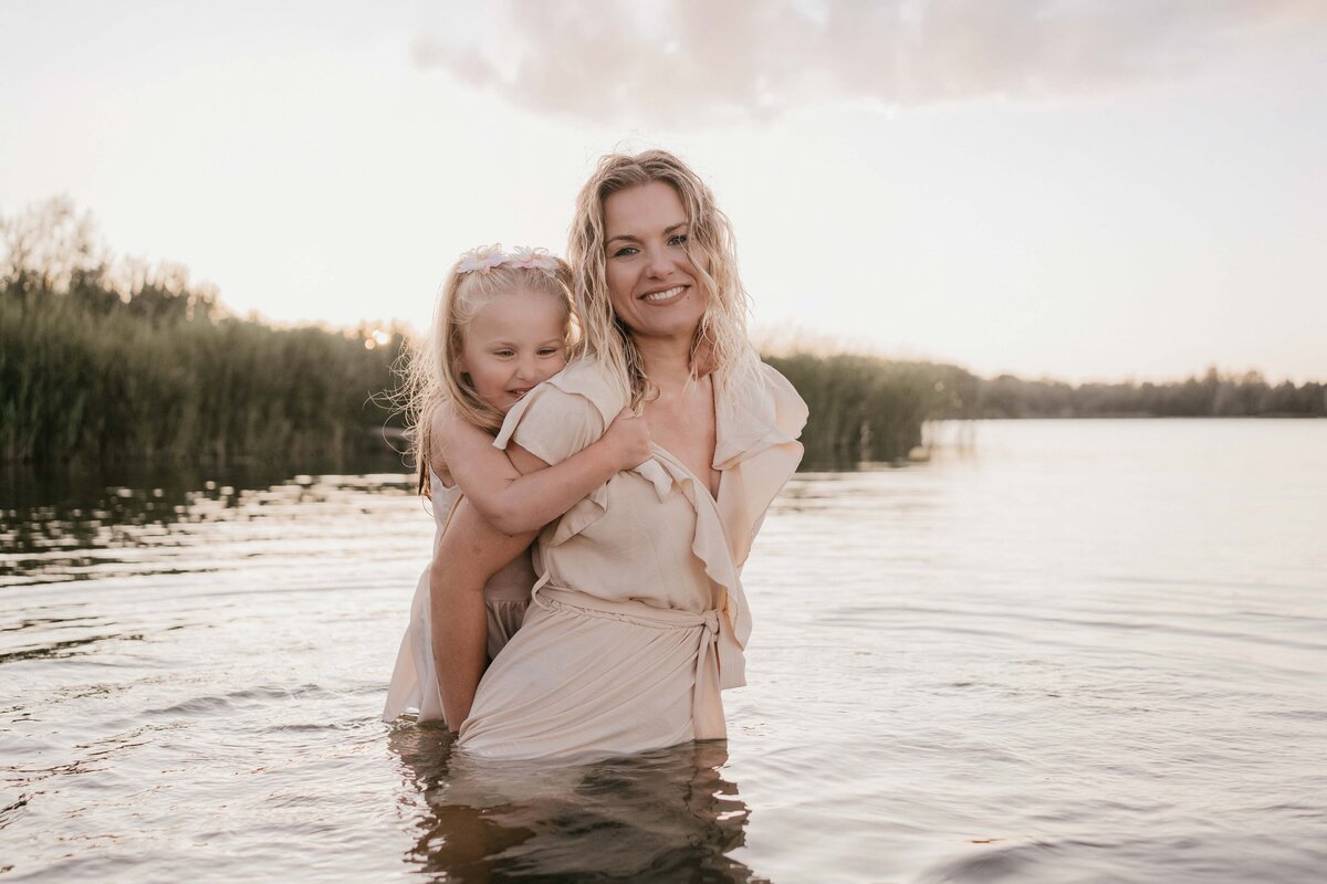 familieshoot-twiske-golden-hour-leukfotografie.jpg-44